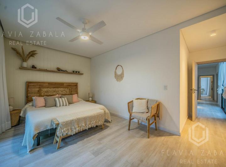 Venta casa siete ambientes. Terraza. Marítimo III. Costa Esmeralda 4