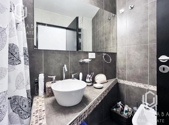 Departamento en venta tres ambientes con balcon. Pileta. Amenities en Chacarita 5
