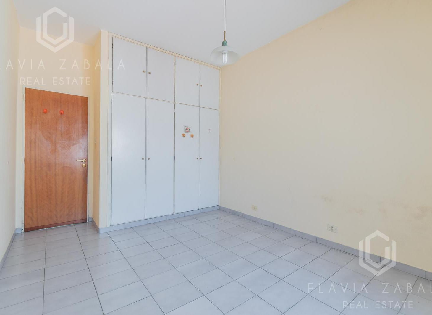 Venta departamento tipo Ph cuatro ambientes con terraza en Avellaneda
