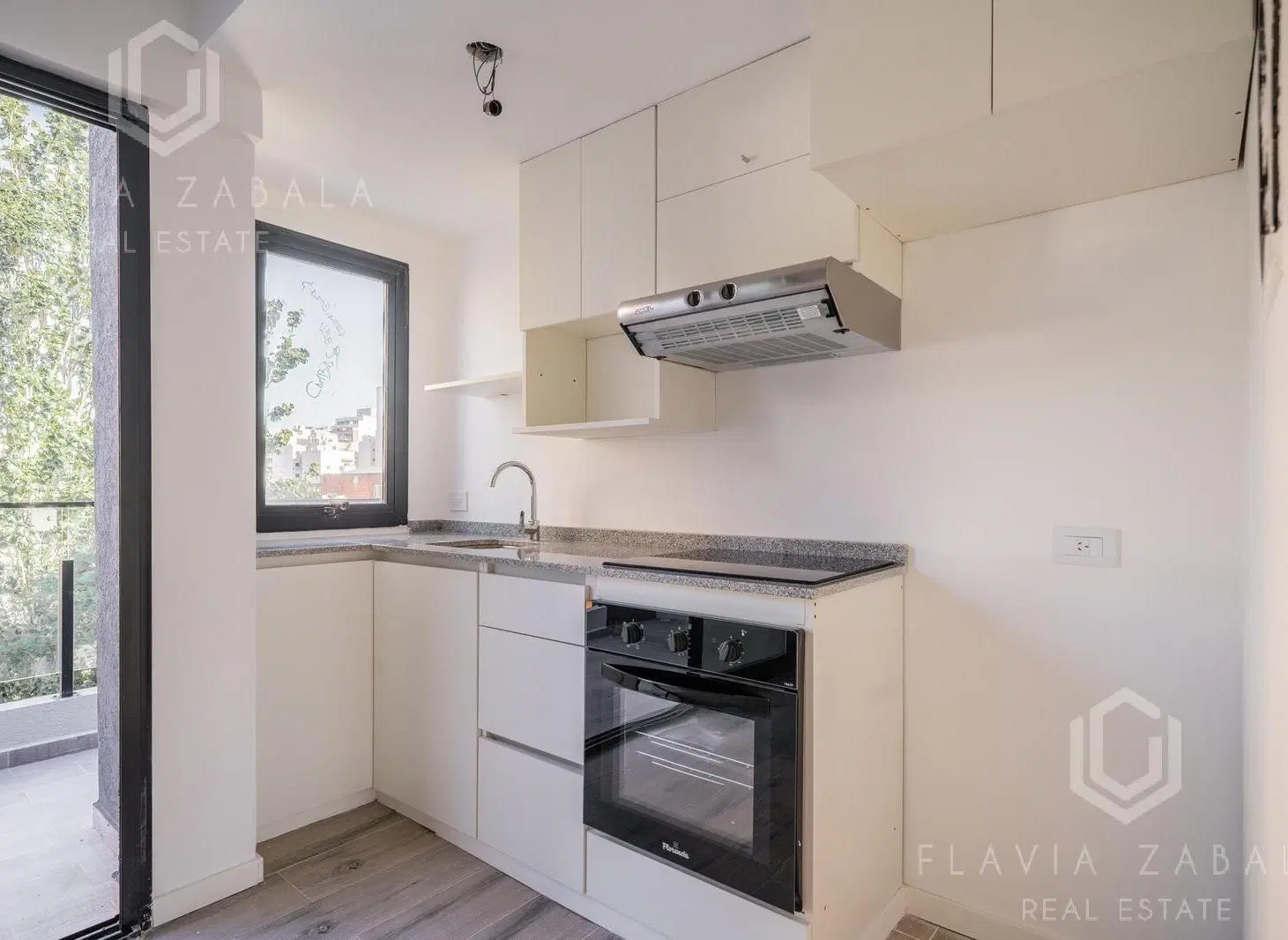 Venta monoambiente divisible con balcón a estrenar en Boedo 4