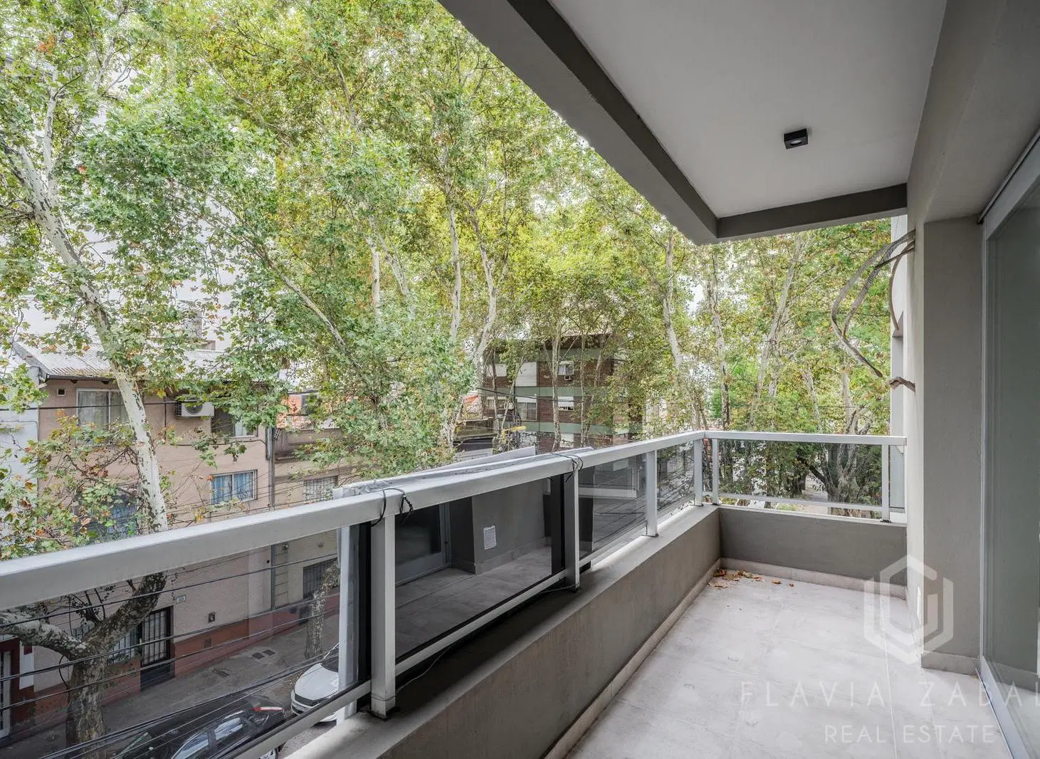Venta departamento dos ambientes a estrenar con balcón corrido en San Martín 2