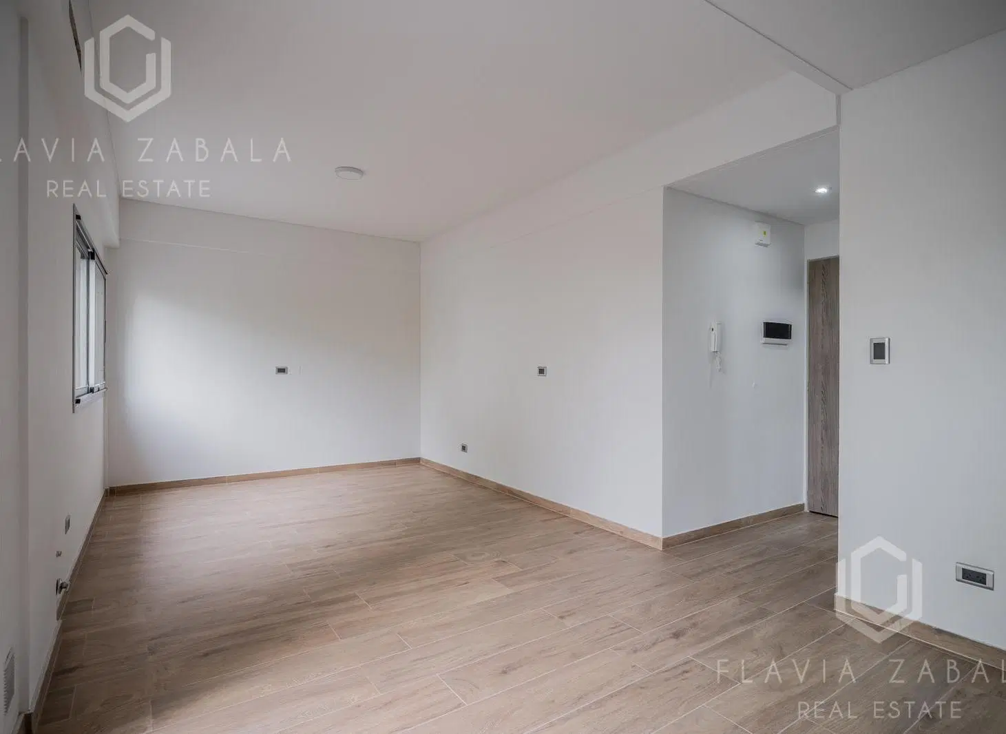 Venta departamento dúplex tres ambientes con terraza privada a estrenar en San Martín Centro 2