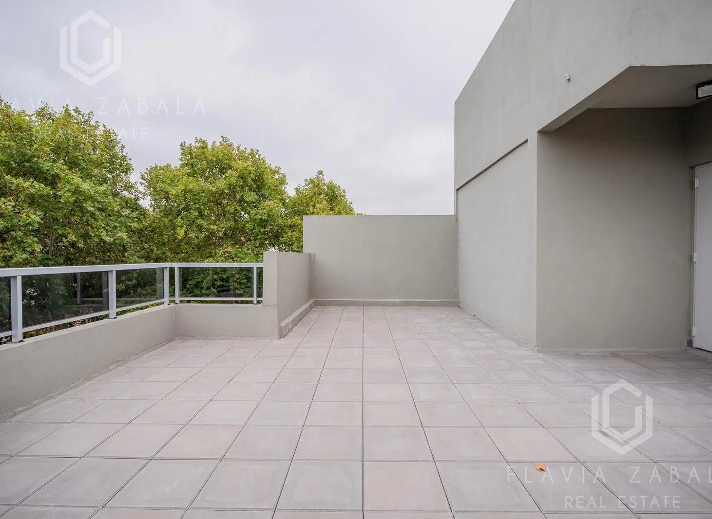 Venta departamento dúplex tres ambientes con terraza privada a estrenar en San Martín Centro 5