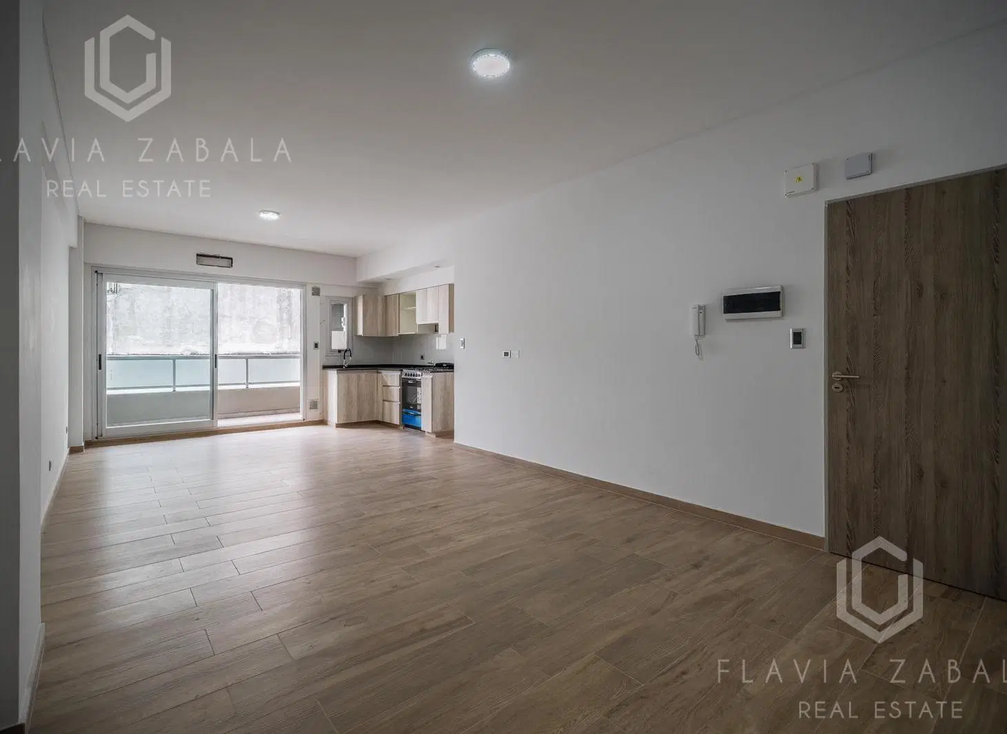 Venta monoambiente a estrenar con balcón en San Martín Centro 3