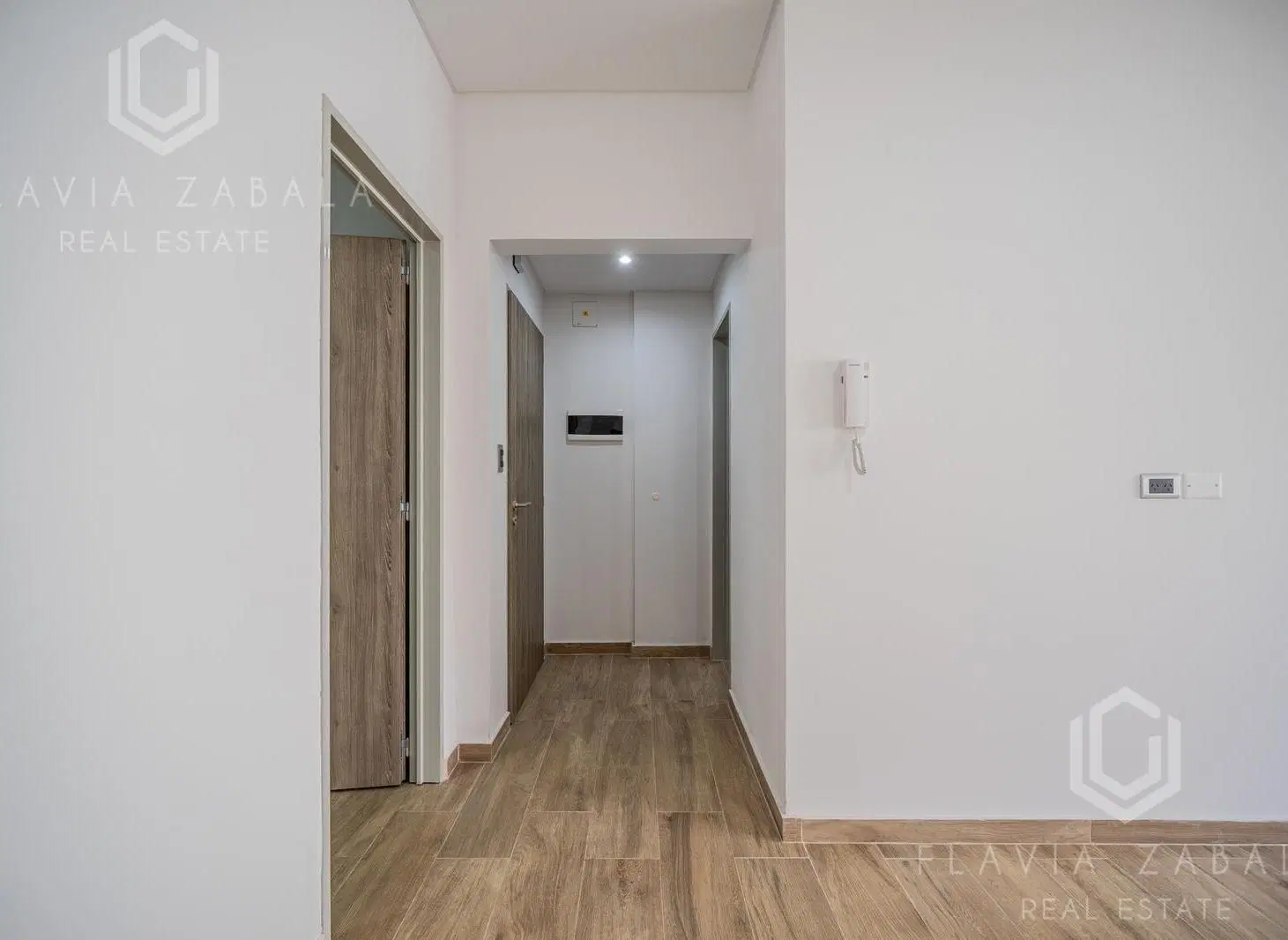 Venta departamento dos ambientes con balcón a estrenar en San Martín Centro 4