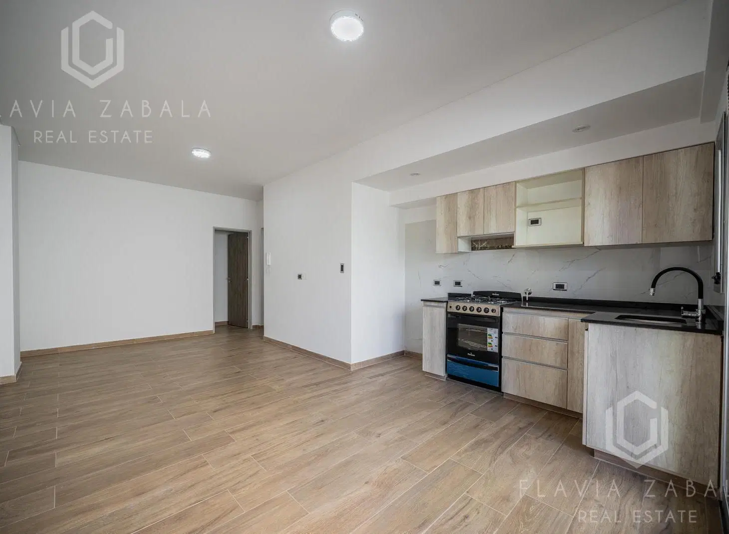 Venta departamento dos ambientes con balcón a estrenar en San Martín Centro 2