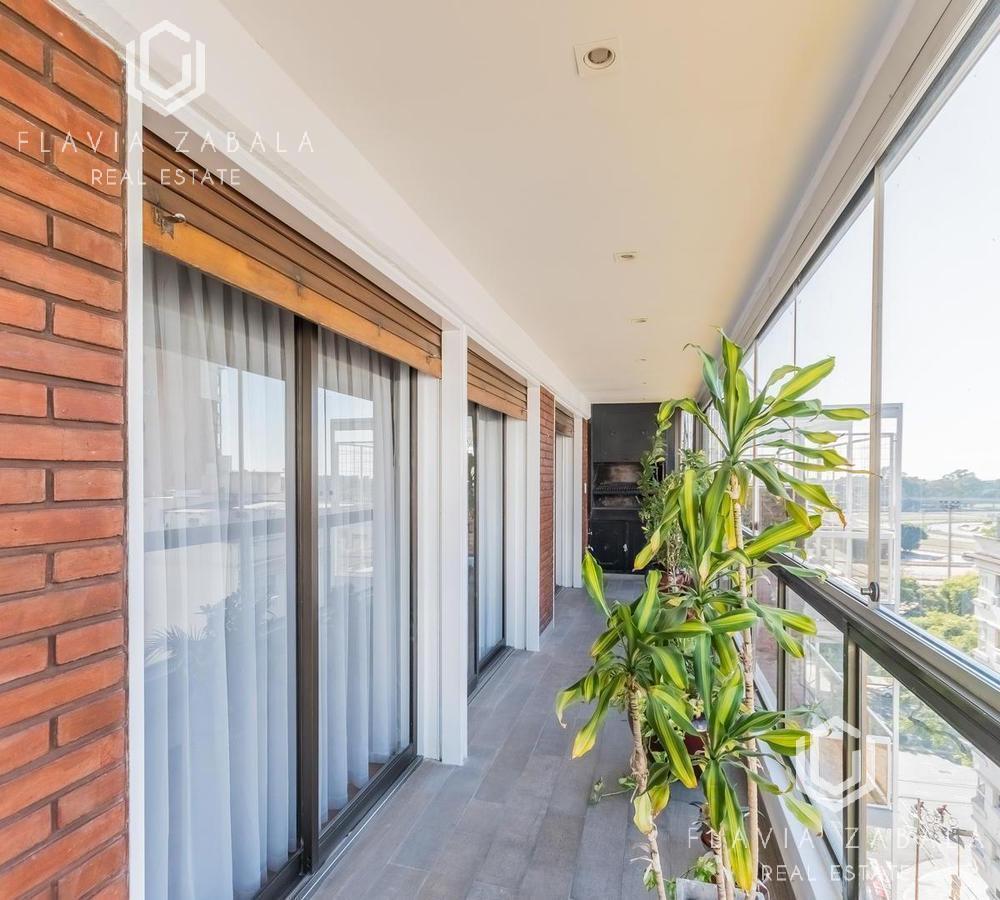 Foto de Venta departamento siete ambientes con dos cocheras. Master Suite, imagen 2