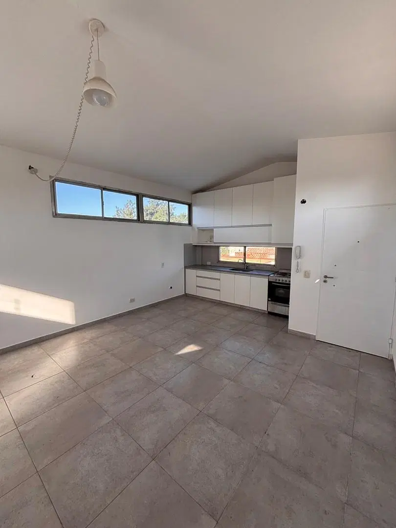 Monoambiente en venta en loma hermosa 5