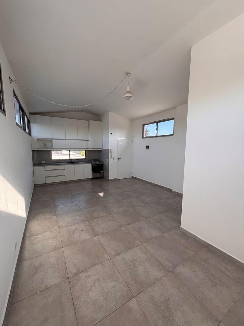 Monoambiente en venta en loma hermosa
