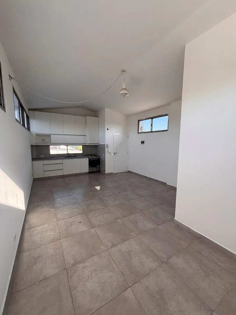 Monoambiente en venta en loma hermosa 1