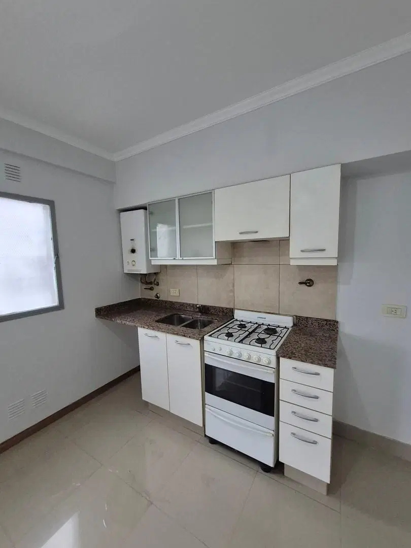Departamento en Alquiler en Caseros, Tres de Febrero, G.B.A. Zona Oeste 3