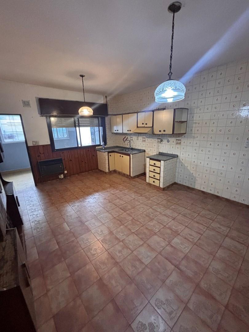 Foto de Departamento PH en Alquiler en Billinghurst, San Martin, G.B.A. Zona, imagen 2