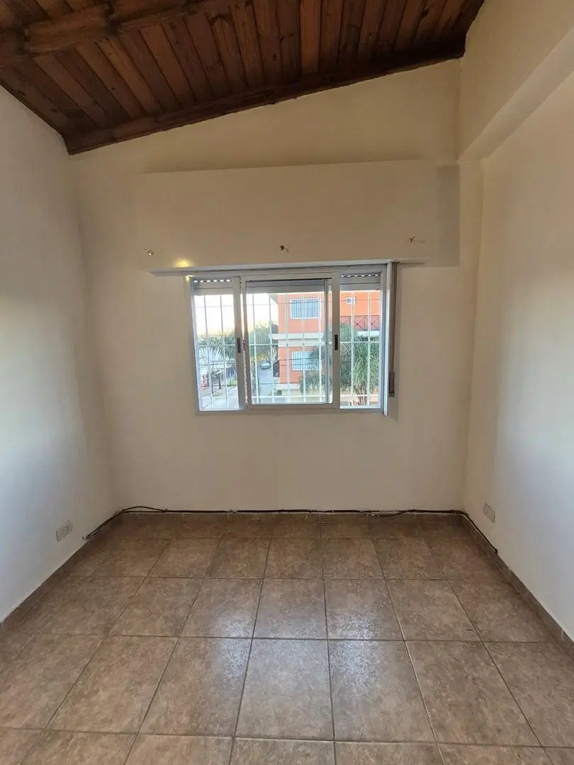 Departamento PH 3 ambientes en Alquiler en Villa Bosch 4