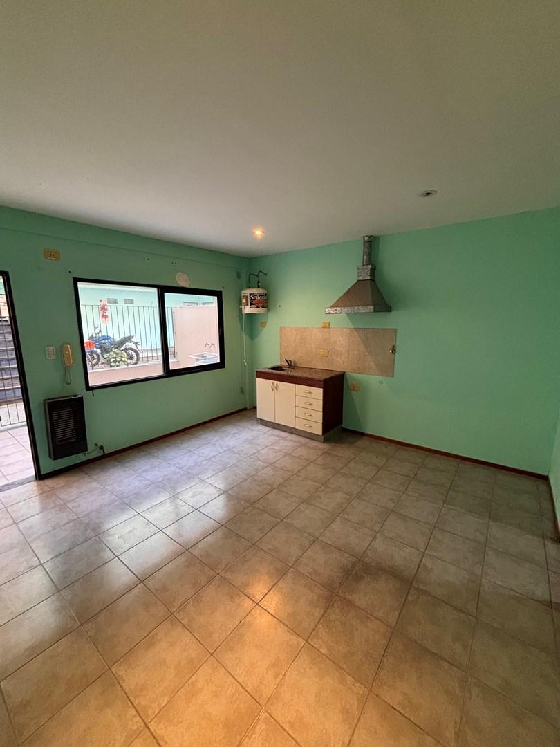 Foto de Departamento Monoambiente en Alquiler en Villa Bosch, Tres de Febrero, imagen 2