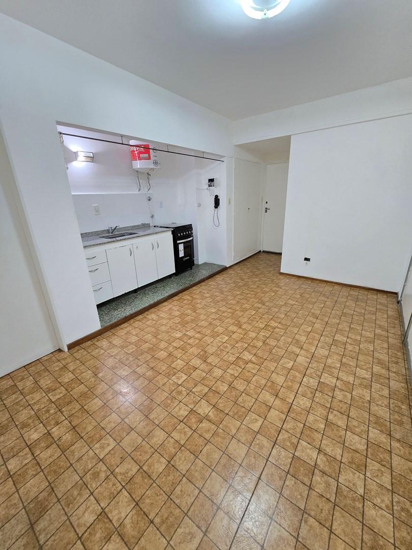 Foto de Departamento Monoambiente en Alquiler en Haedo, Morón, G.B.A. Zona Oeste, imagen 5