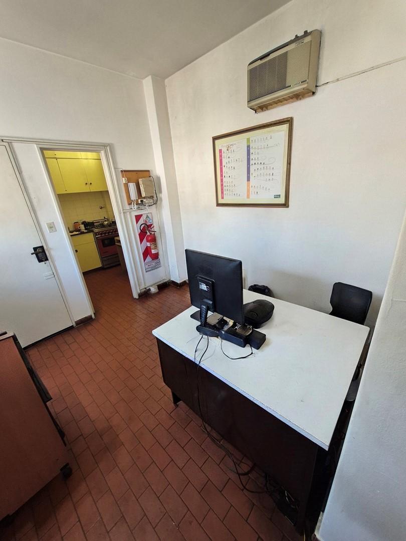Foto de Depósito en Venta en Caseros, Tres de Febrero, G.B.A. Zona Oeste, imagen 5