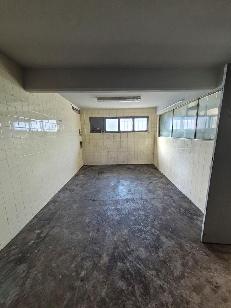 Foto de Depósito en Venta en Caseros, Tres de Febrero, G.B.A. Zona Oeste, imagen 3