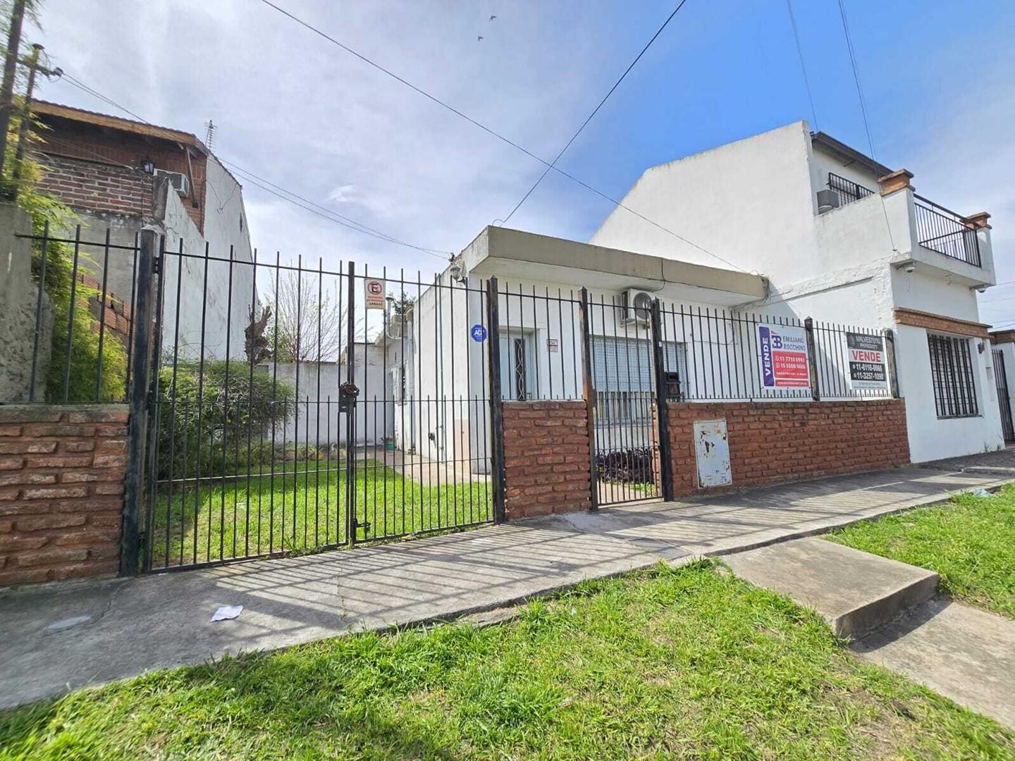 Foto de Casa en venta Moron, lote propio 10x23m, imagen 4