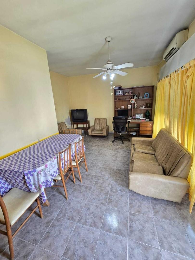 Foto de Casa en venta Moron, lote propio 10x23m, imagen 1