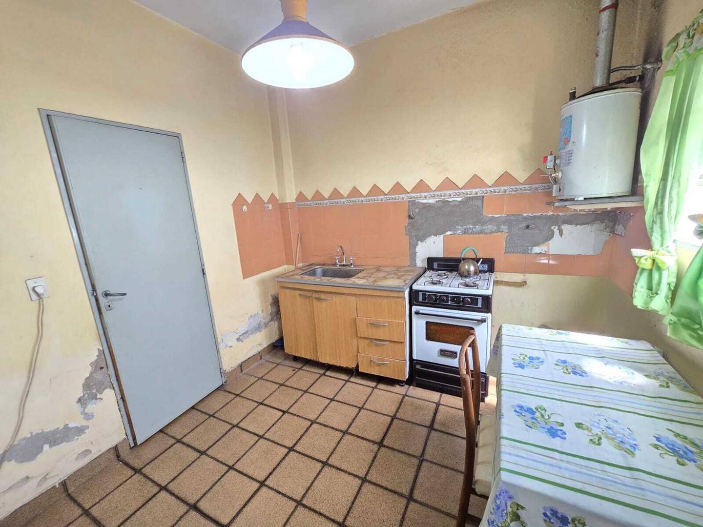 Foto de Casa en venta Moron, lote propio 10x23m, imagen 3