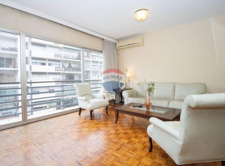 Venta Apartamento Pocitos 3 y serv gge PASOS RBLA 5