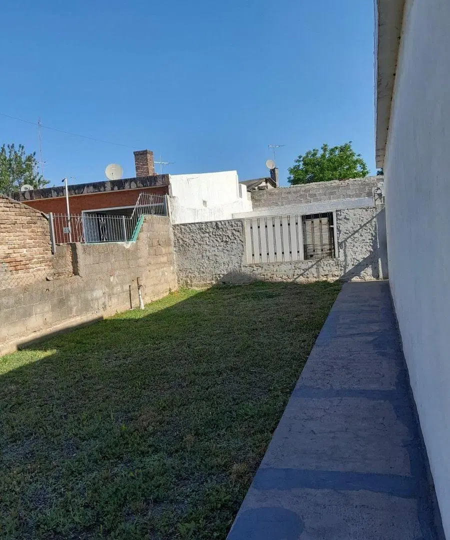 VENTA CASA 3 DORMITORIOS PIEDRAS BLANCAS 1