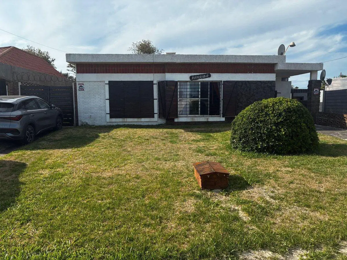VENTA CASA PARQUE DEL PLATA SUR FRENTE A LA PLAYA 3