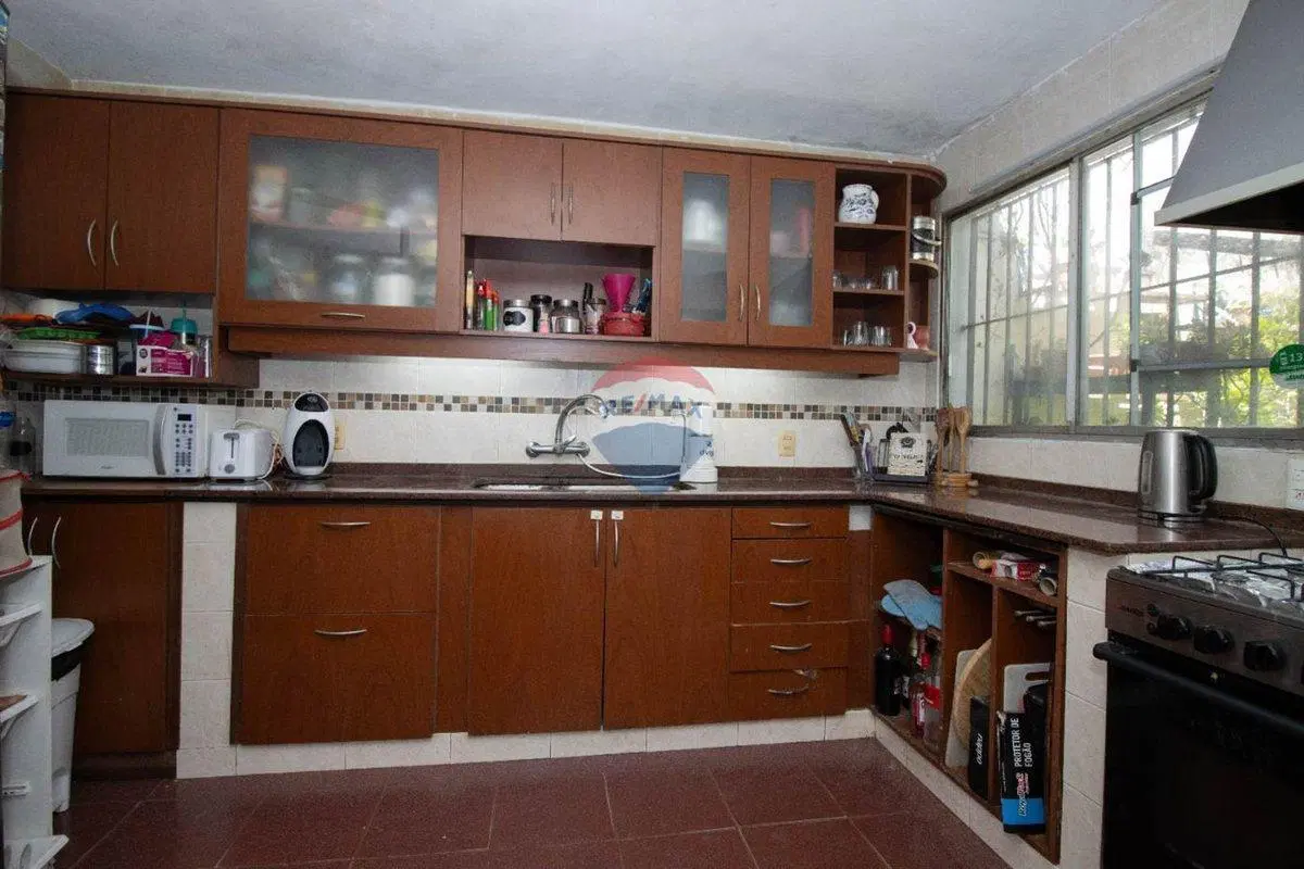 VENTA CASA  4 dormiotrios GGE Blanqueada 5
