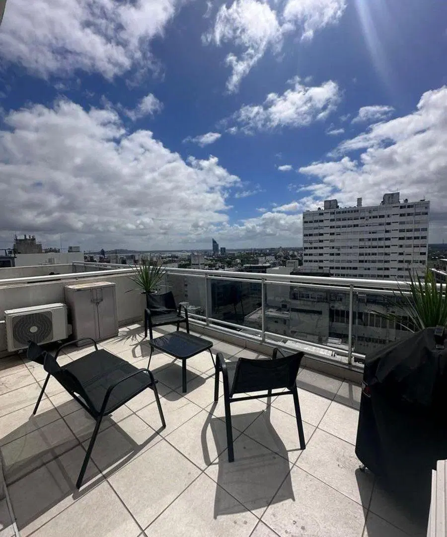 Venta Penthouse 1 dormitorio Cordon garaje 2