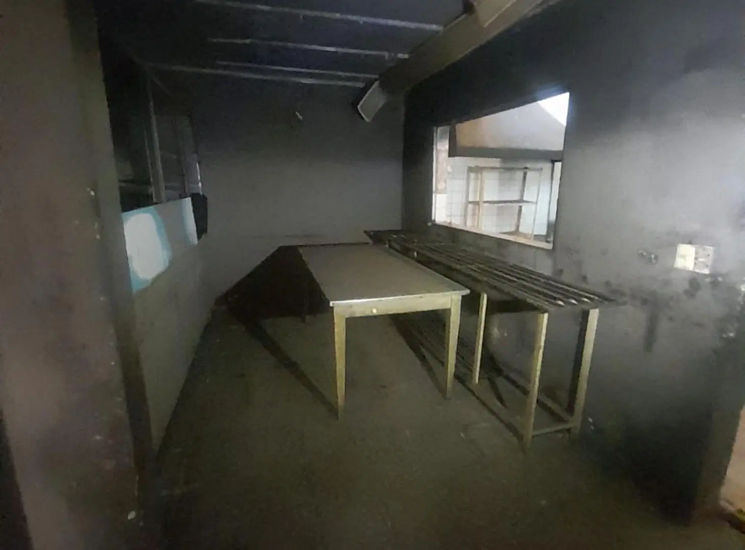 Local Comercial en Alquiler – Pérez Castellanos 4