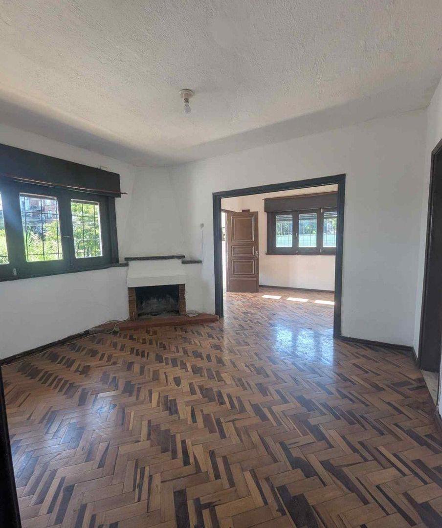 Foto de VENTA CASA 3 DORMITORIOS CENTRO DE RIVERA GGE, imagen 2