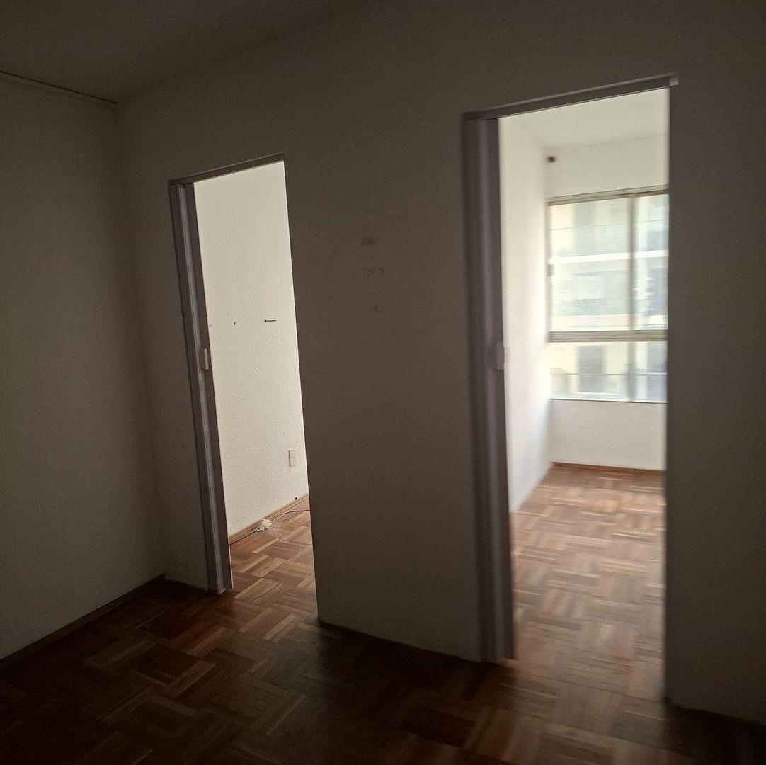 Foto de Venta Monoambiente Centro Montevideo, imagen 1