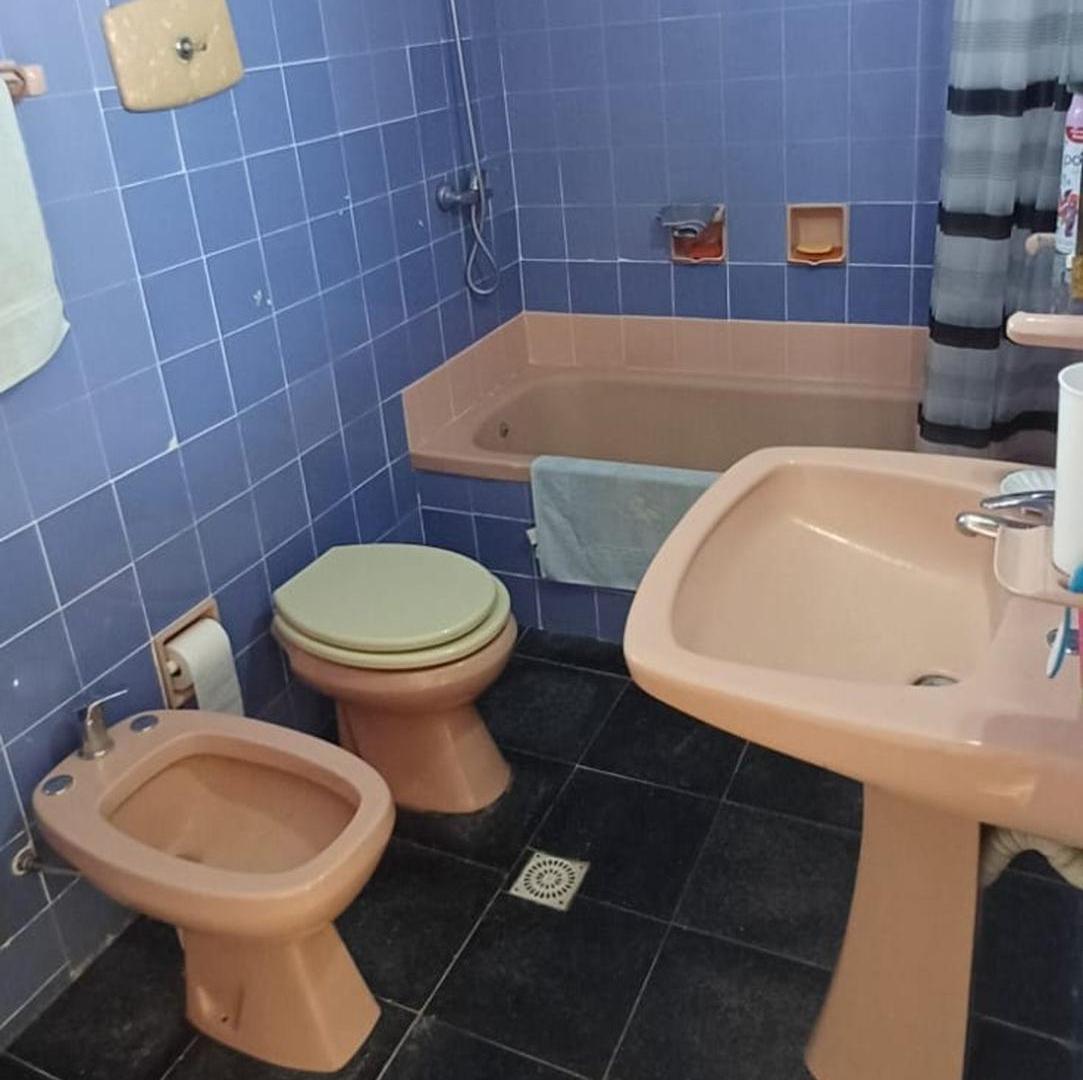Foto de Apartamento 4 dormitorios y 2 baños. Maroñas, imagen 3