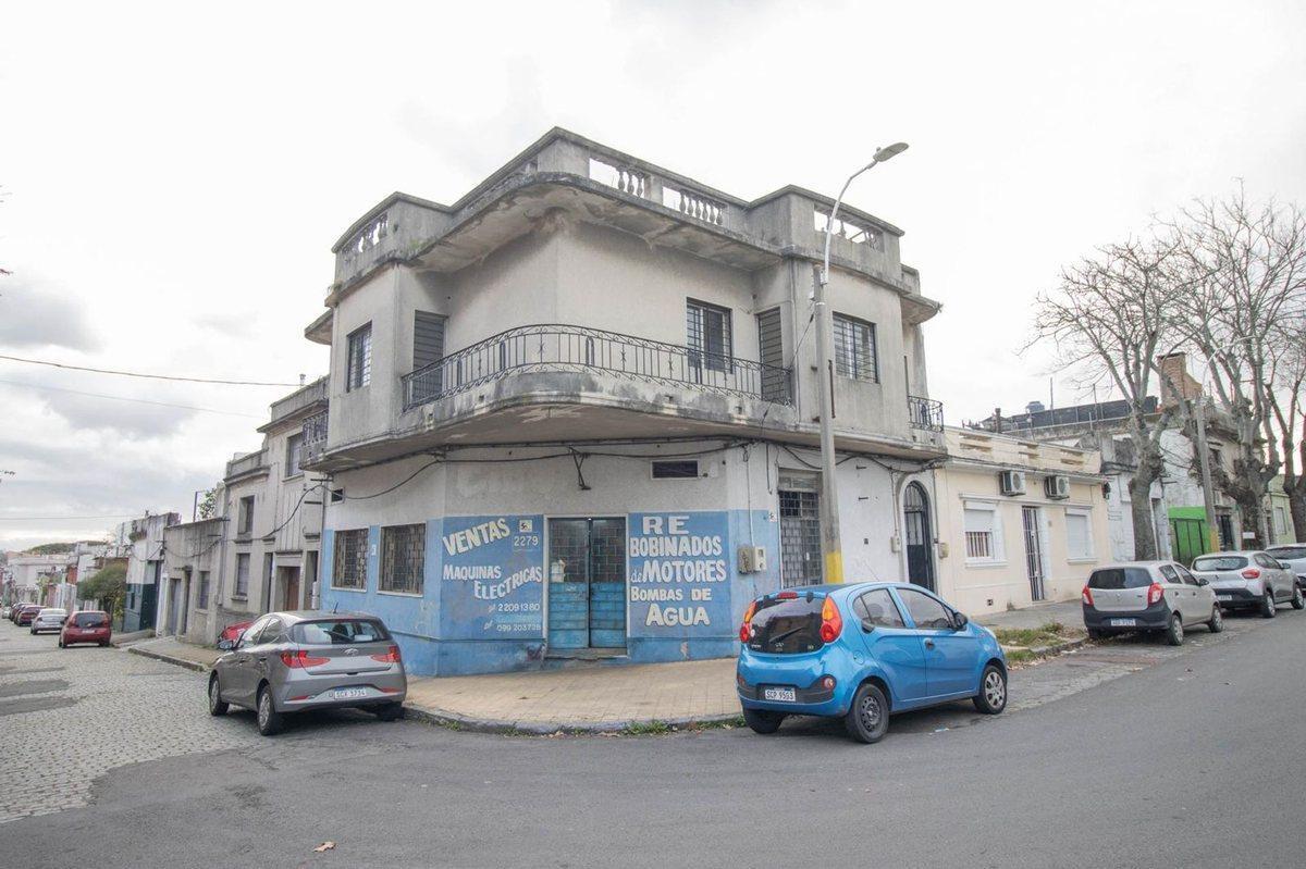 Foto de venta casa y 2 locales la comercial, imagen 4