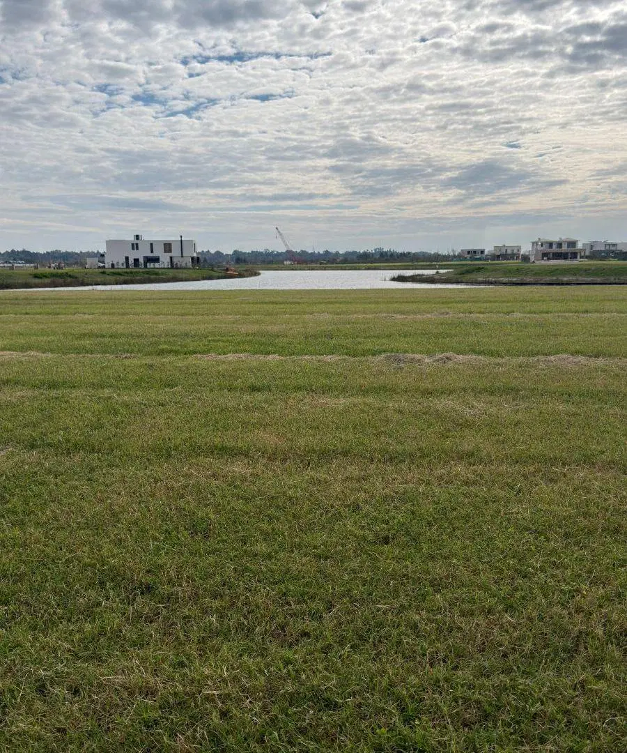 Venta Lote al agua Barrio Amarras – Puertos Escobar 5