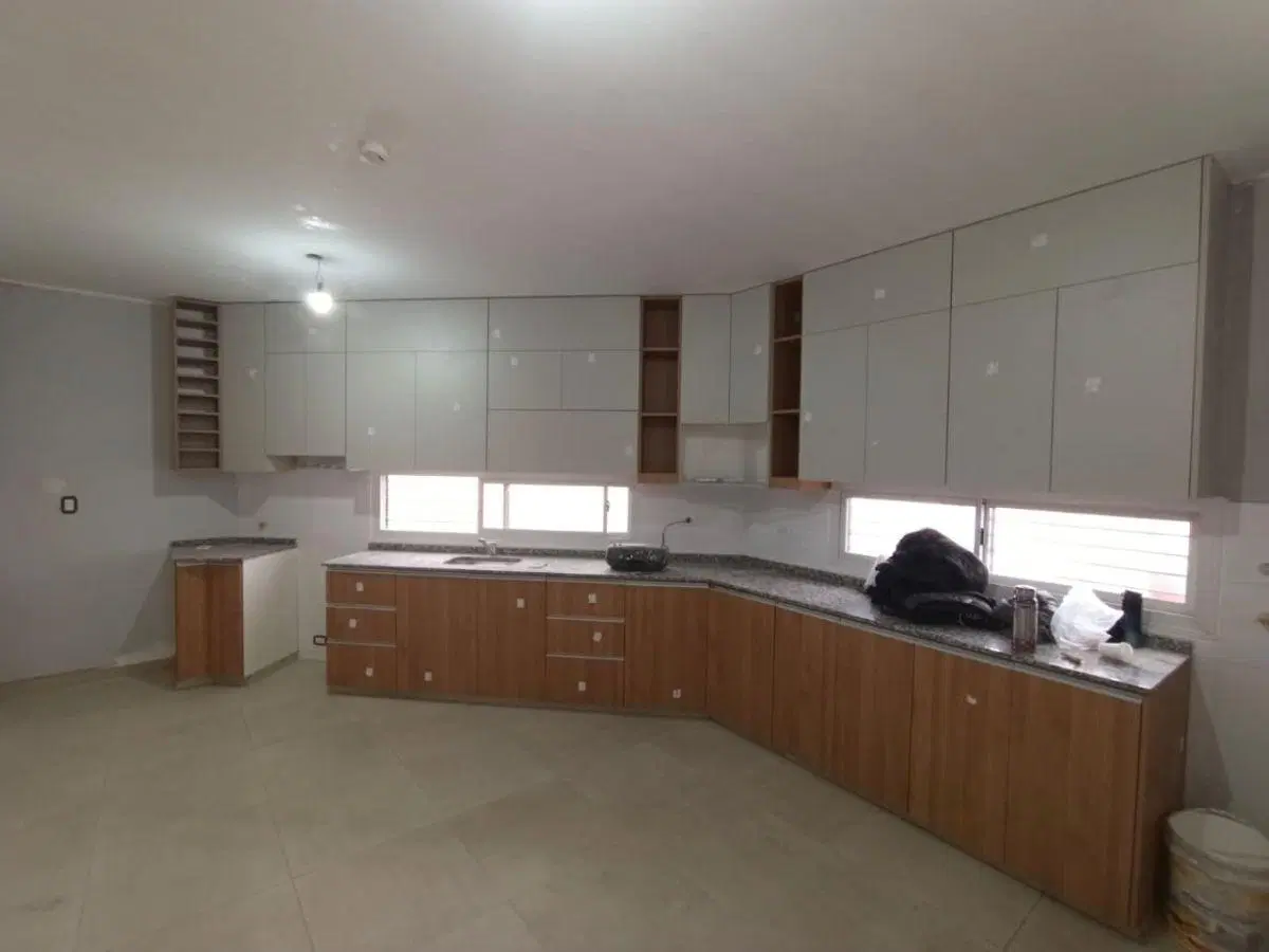 HERMOSA CASA A ESTRENAR ESQUINA EN CARRODILLA 3