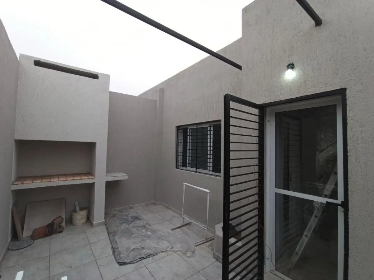 HERMOSA CASA A ESTRENAR ESQUINA EN CARRODILLA 5
