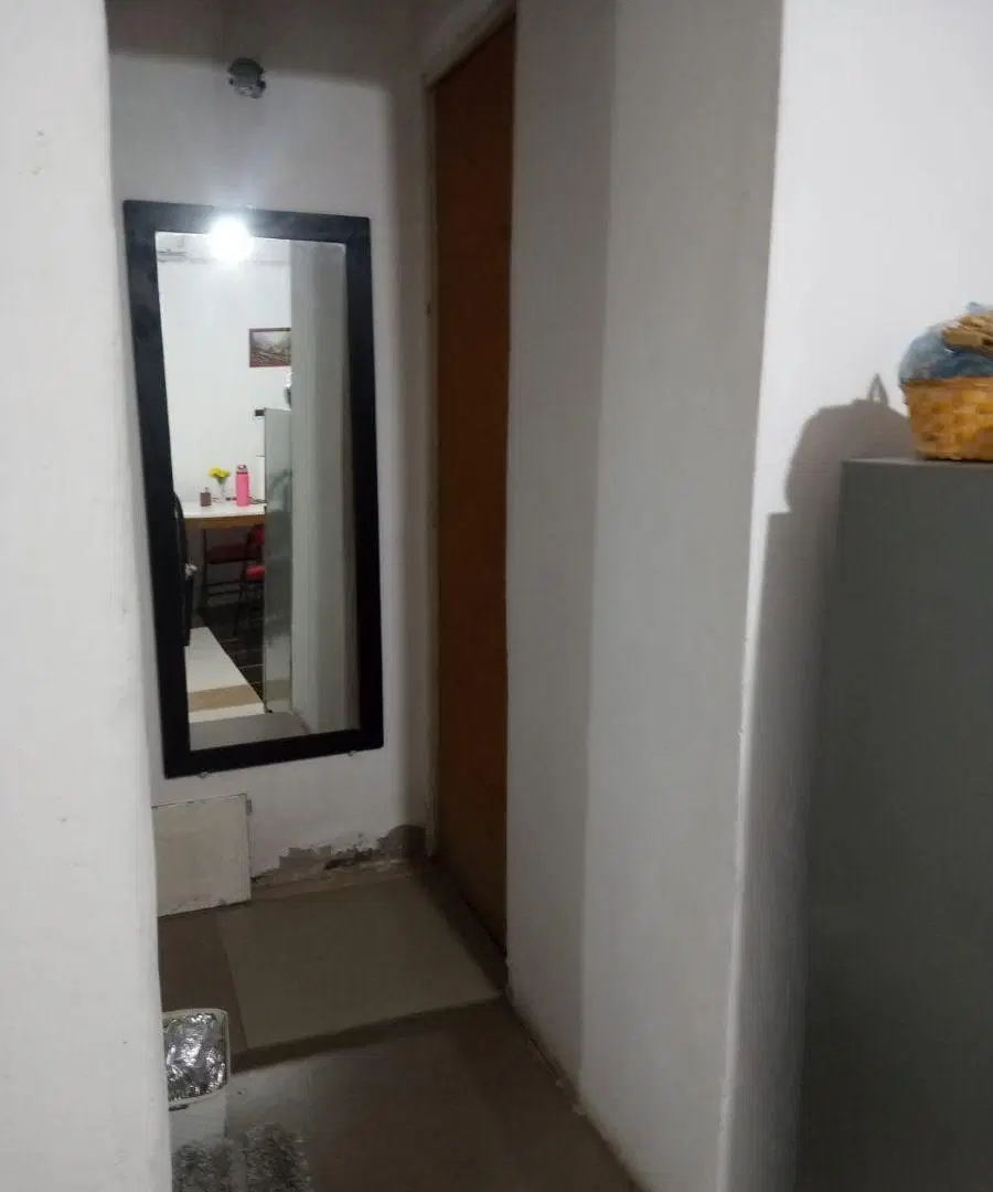 SE LIQUIDA POR VIAJE, COMODA Y FUNCIONAL CASA EN EL BARRIO EL RESGUARDO DE LAS HERAS 5