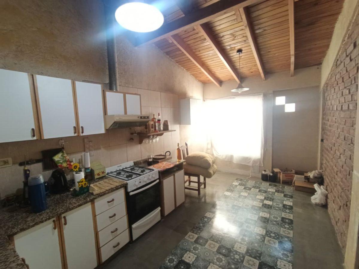 Foto de CASA FUNCIONAL Y COMODA EN BARRIO SEMI PRIVADO SOLARES DE URQUIZA, imagen 1