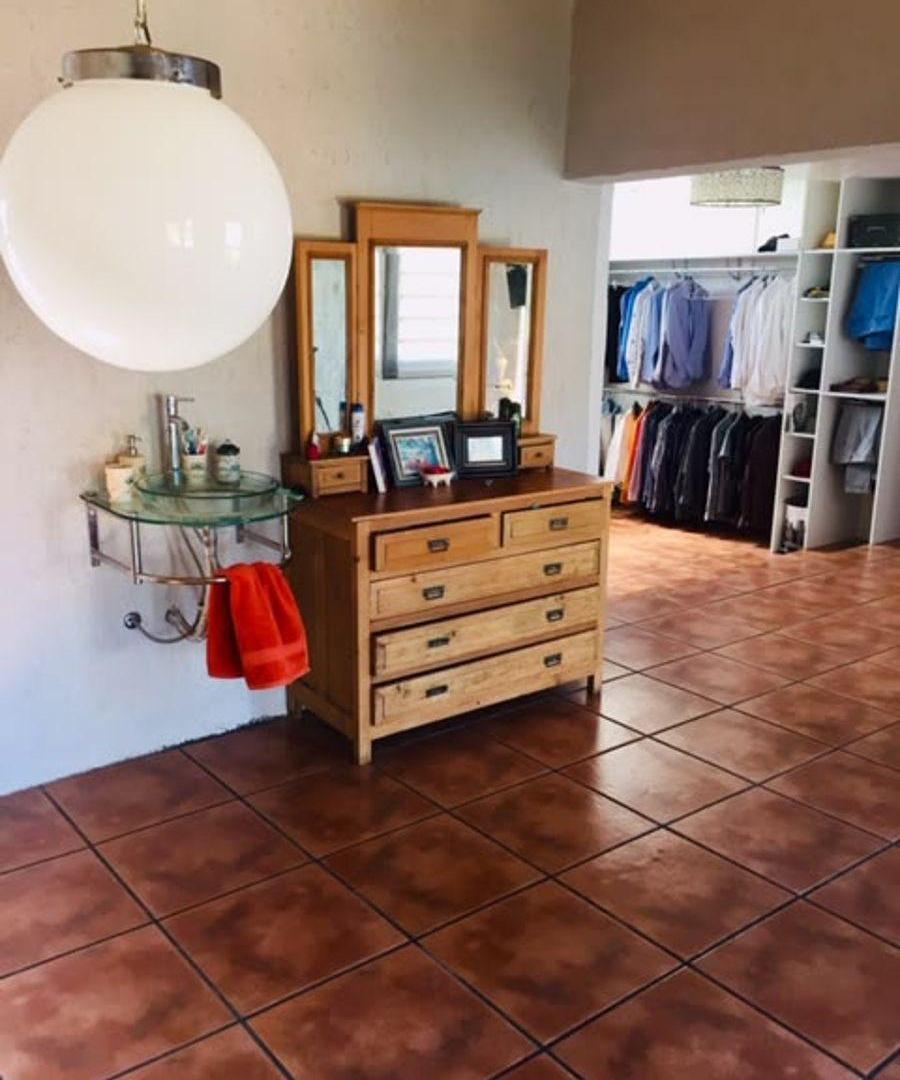 Foto de EXCLUSIVA CASA DE ESTILO RUSTICO Y VANGUARDISTA EN BARRIO PRIVADO, imagen 2
