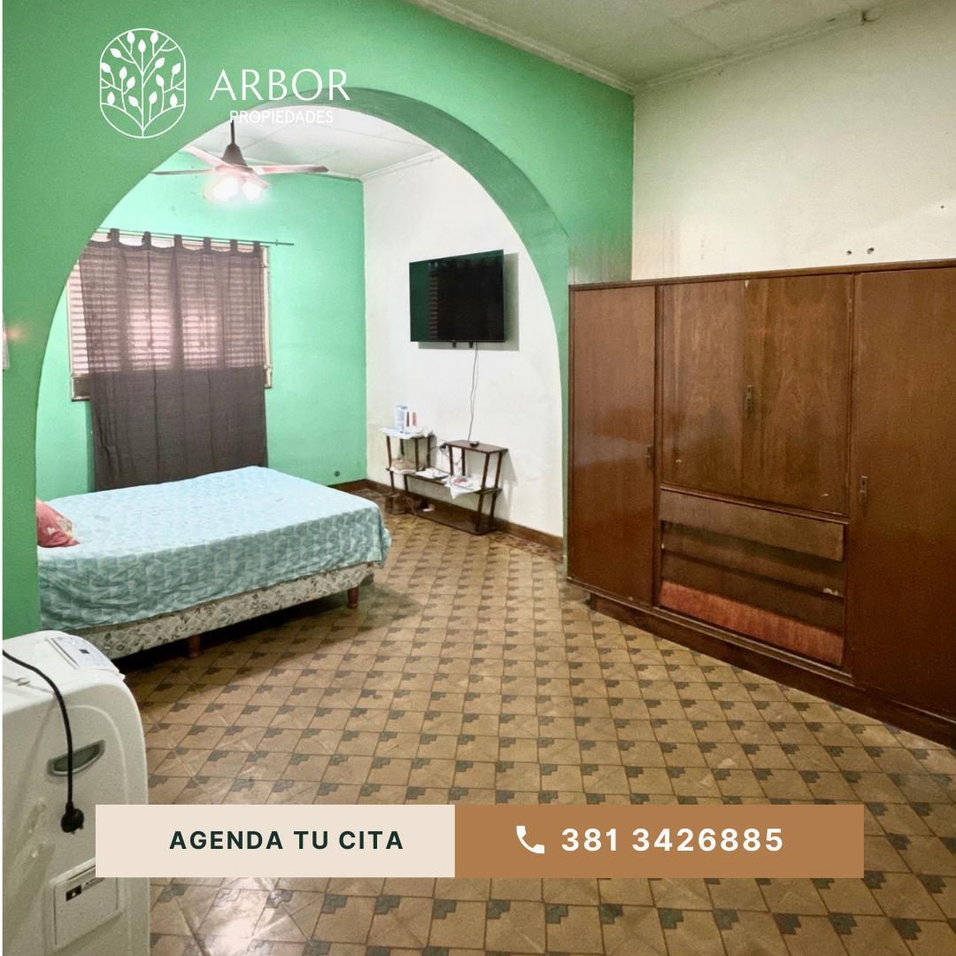 Casa en Esquina en Simon Bolivar y Mariano Moreno 2