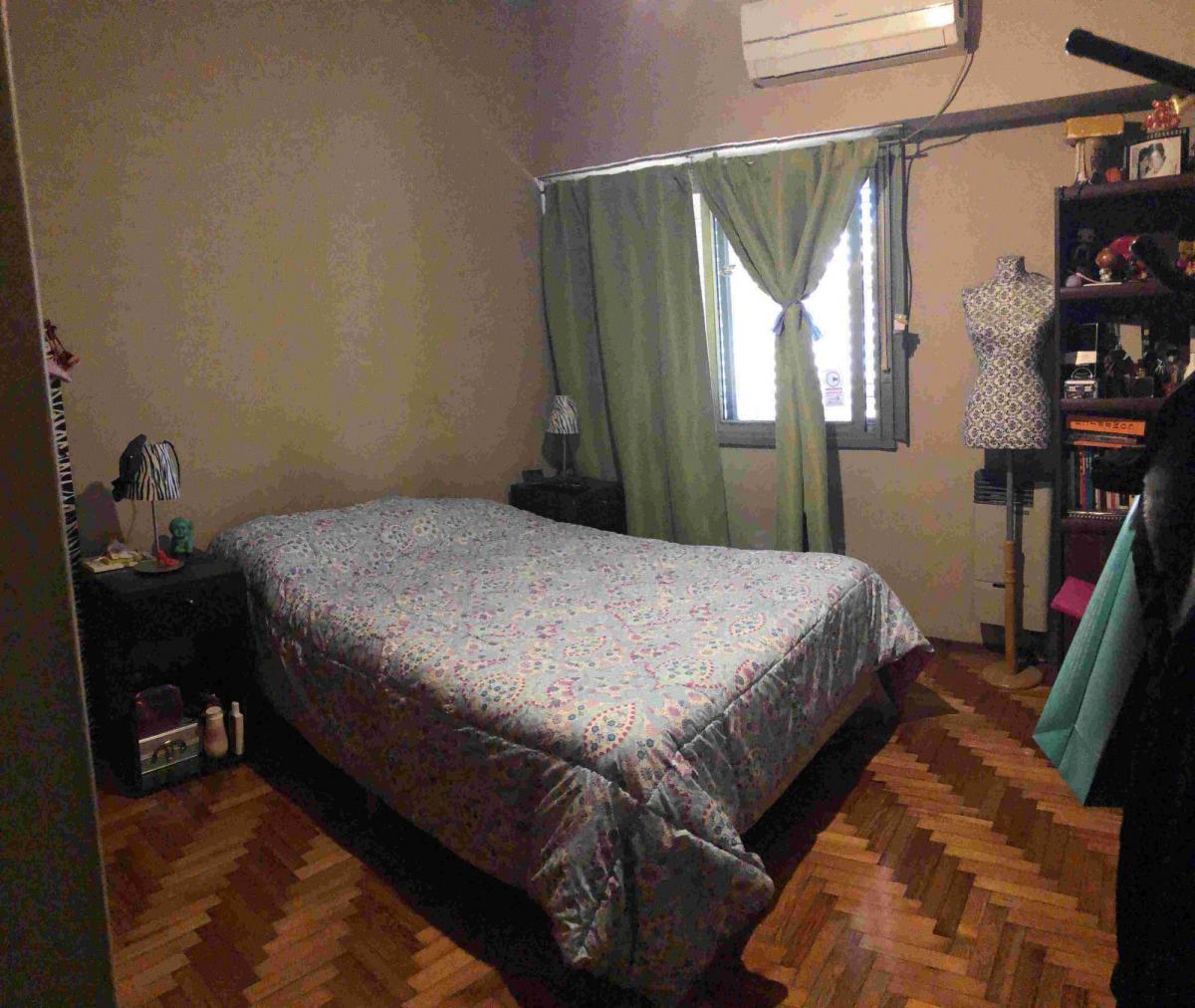 Foto de CASA 5 AMBIENTES LOTE 10 X 21, imagen 2