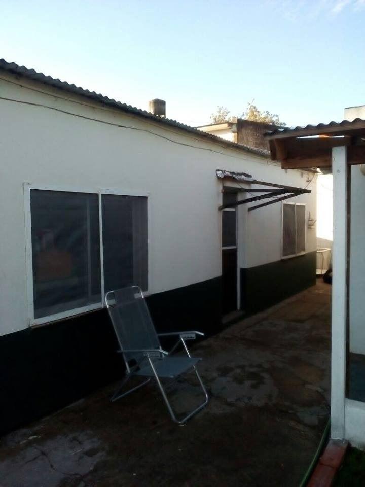 Venta Casa con Local Zona Necochea 5
