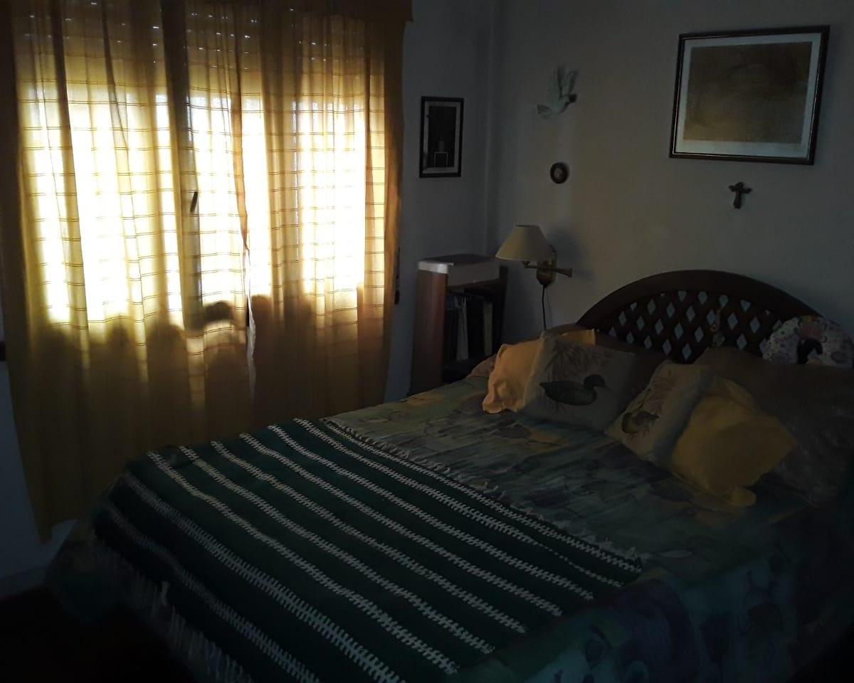 CHALET 3 AMBIENTES A MODERNIZAR EXCELENTE ZONA