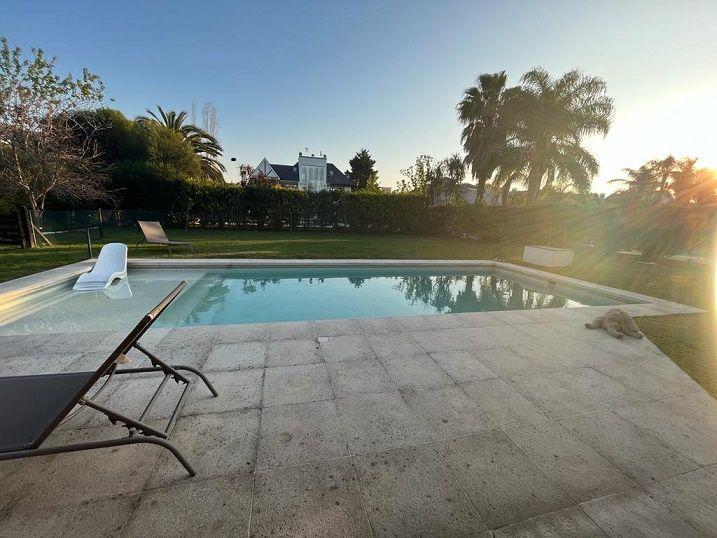 VENTA CASA EN COUNTRY 5 AMBIENTES EXCELENTE OPORTUNIDAD