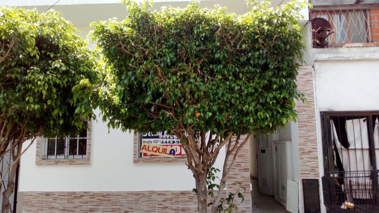 ALQUILER 2 AMBIENTES INTERNO VILLA LUZURIAGA