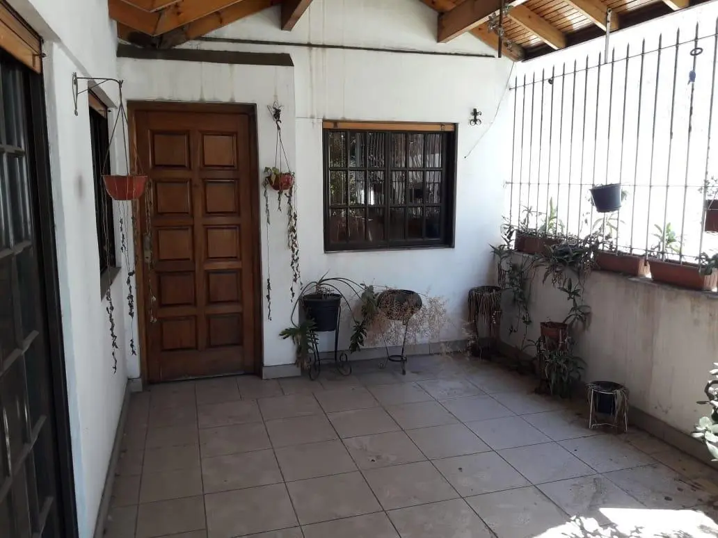 CASA AMERICANA 4 AMBIENTES CON ESPACIO PARA AUTO ALQUILER 4