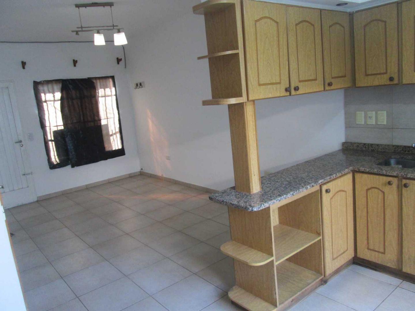 Foto de ALQUILER DUPLEX 4 AMBIENTES VILLA LUZURIAGA, imagen 2