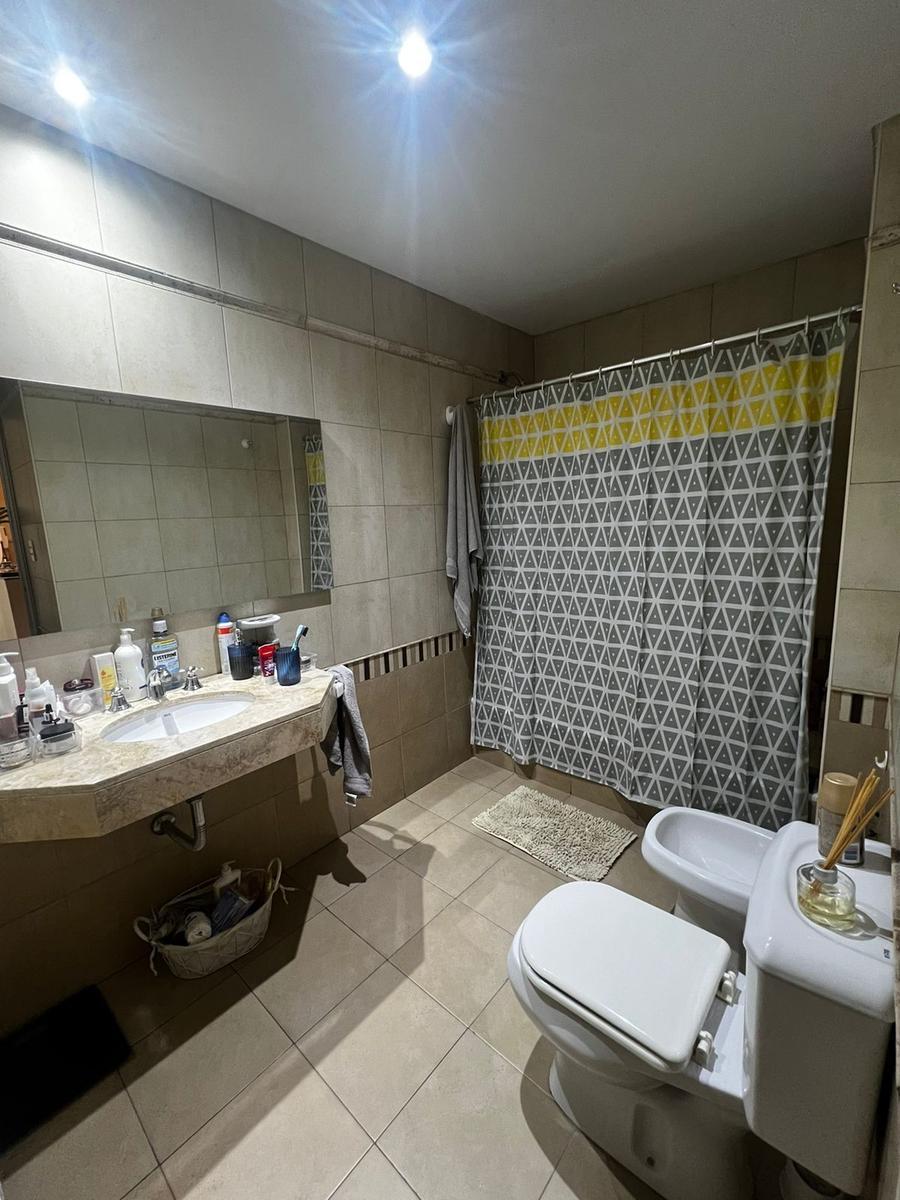 En Venta Departamento 1 Dormitorio con Balcón y Cochera 4