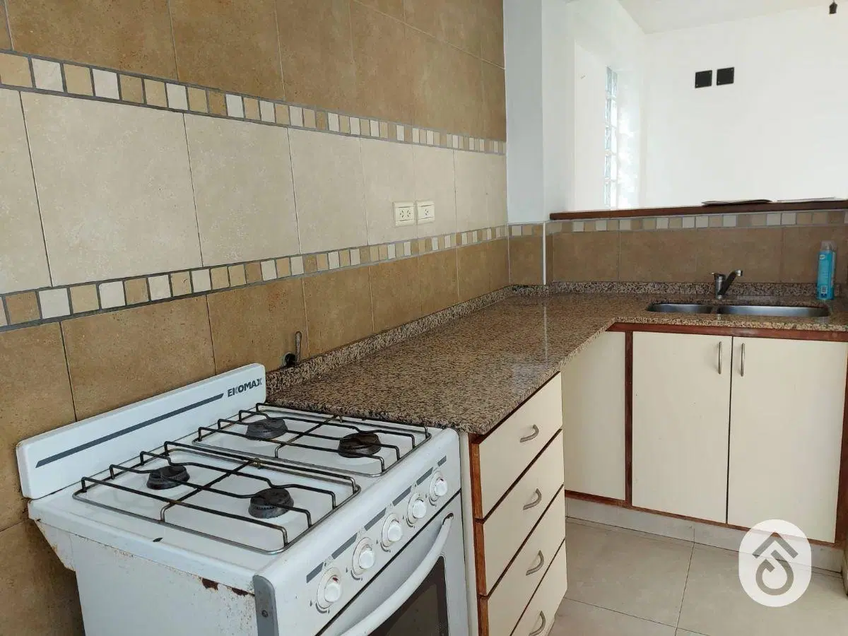 Departamento en alquiler en Adolfo Güemes 325 (CENTRO) 2